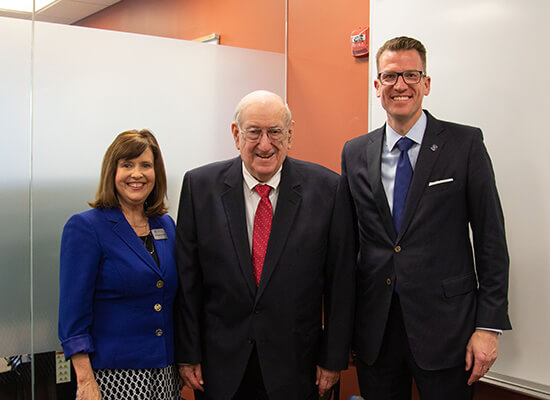 Dean of 沙巴官网's Tanner Health System School of Nursing Dr. Jenny Schuessler, Herb Hatton, and 沙巴官网 President Dr. Brendan Kelly 