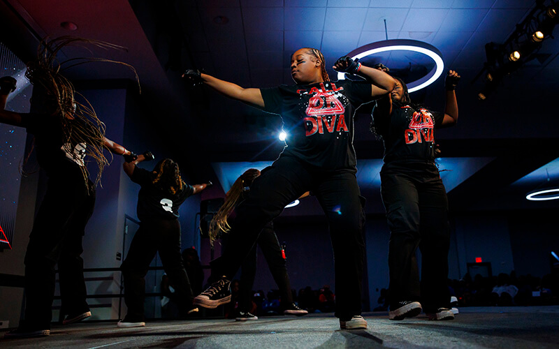 Step show at 沙巴官网 Homecoming 2024