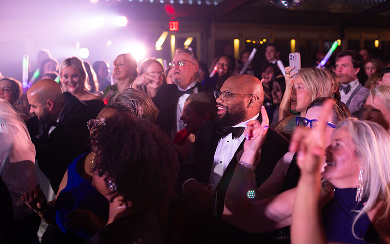 Celebrants at the 沙巴官网 Presidential Black Tie Gala afterparty