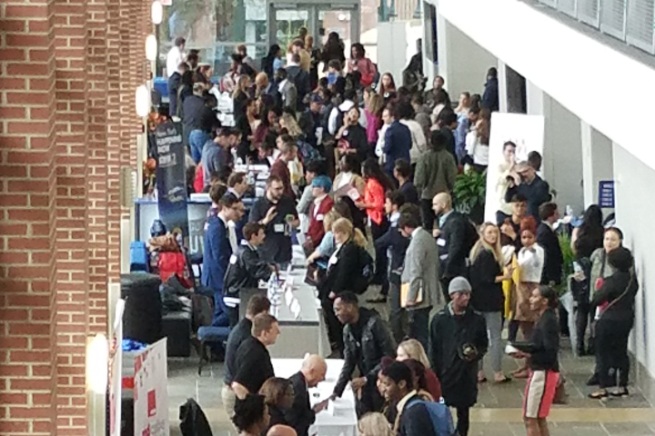 Media Networking in 沙巴官网 Campus Center Atrium